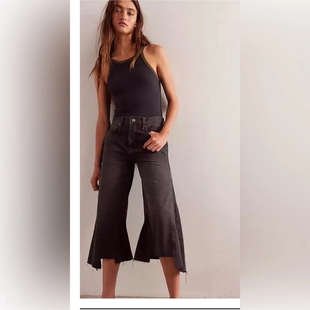 Free People We The Free Ripple Wide Leg Cropped Thrashed Deconstructed Jeans NWT